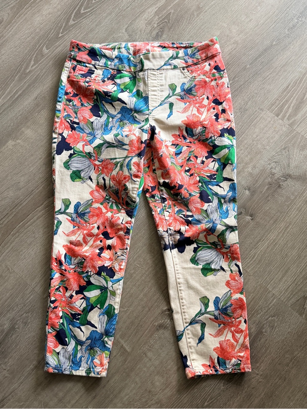 Chico's Floral Cropped Jegging/Ankle Pant Palm Beach Pattern Size 8P